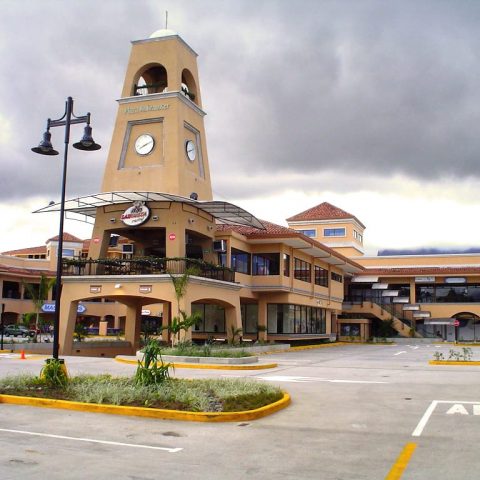 Centro comercial Plaza Rohrmoser